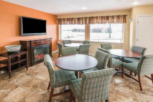 Hotel Travelodge Grove City