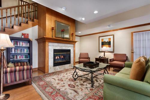 Hotel Country Inn & Suites Marion