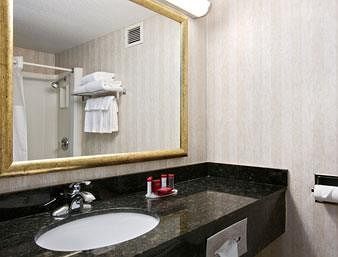 Ramada Toledo Hotel And Conference Center