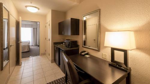 Hotel Holiday Inn North Quail Springs