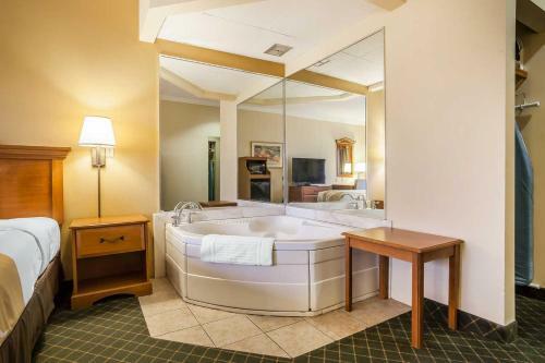 Hotel Rodeway Inn Tahlequah
