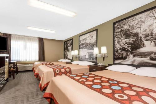 Hotel Super 8 By Wyndham Lagrande