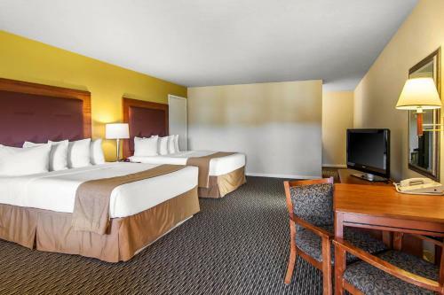 Hotel Quality Inn & Suites At Coos Bay