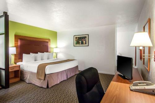 Hotel Quality Inn & Suites At Coos Bay