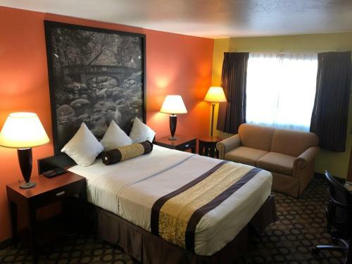 Hotel Super 8 By Wyndham Ontario