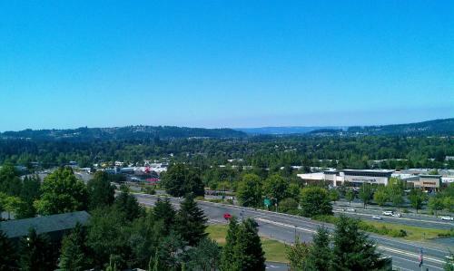 Hotel Embassy Suites By Hilton Portland Washington Square