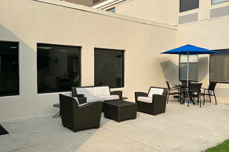 Hotel Holiday Inn Express Harrisburg Ne