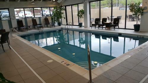 Hotel Doubletree By Hilton Pittsburgh Monroeville Convention Center