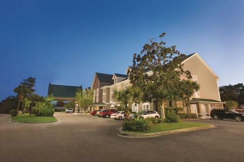 Hotel Country Inn & Suites Beaufort