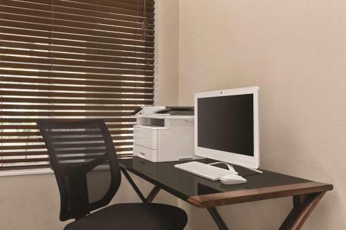 Hotel Country Inn & Suites Beaufort