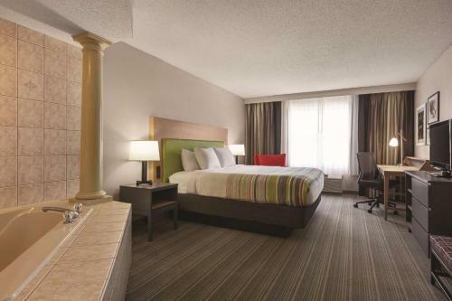 Hotel Country Inn & Suites Beaufort