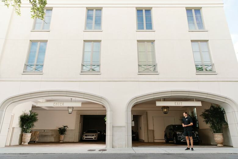 Grand Bohemian Hotel Charleston, Autograph Collection