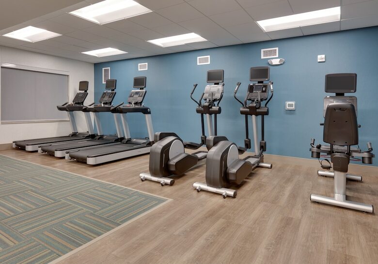 Hotel Holiday Inn Express & Suites Mitchell