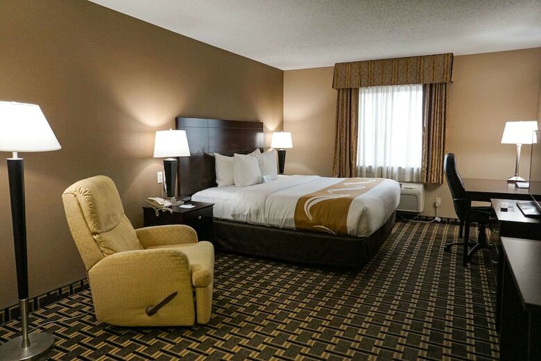 Hotel Quality Inn & Suites Watertown