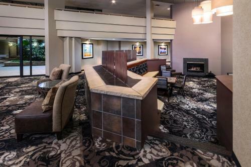 Best Western Ramkota Hotel Watertown