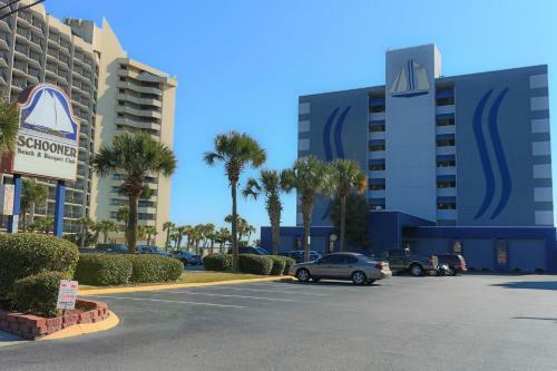 Hotel Schooner Beach And Racquet Club