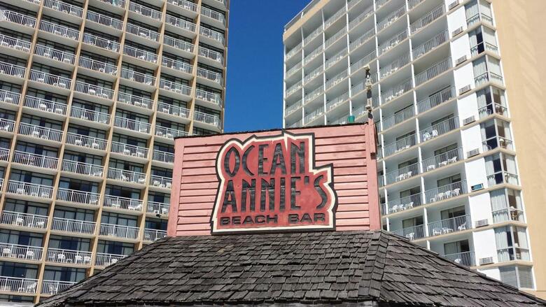 Hotel Sands Ocean Club