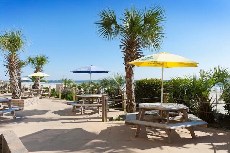 Hotel Sands Ocean Club