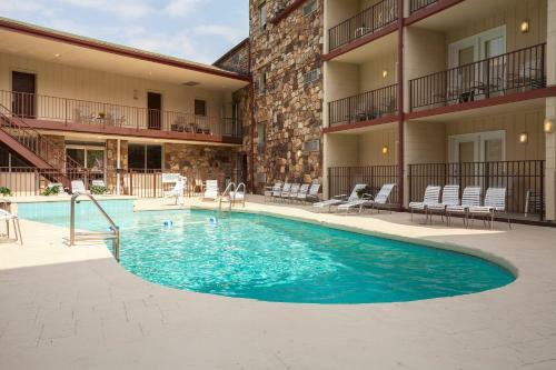 Hotel Reagan Resorts Inn