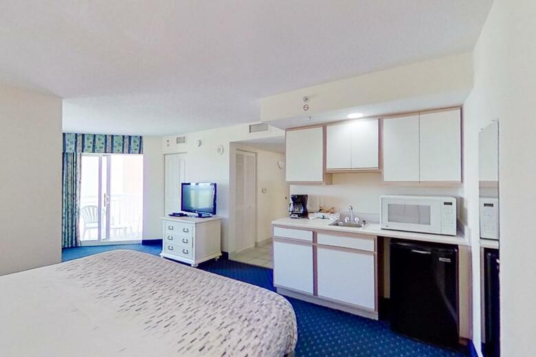 Hotel Bay Watch Resort & Conference Center