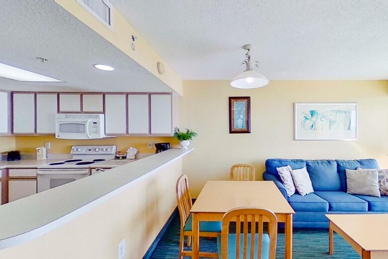 Hotel Bay Watch Resort & Conference Center