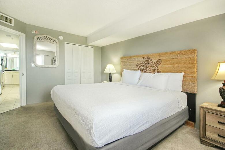 Hotel Bay Watch Resort & Conference Center