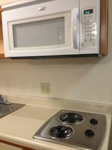 Hotel Inland Suites Lamar