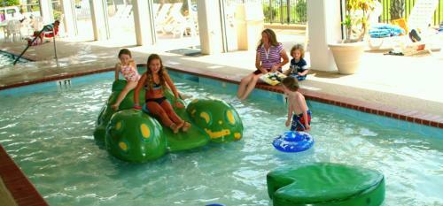 Hotel Holiday Sands North "on The Boardwalk"