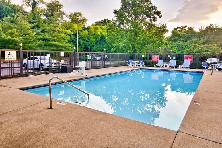 Hotel Four Points By Sheraton Nashville Airport