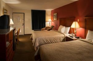 Hotel Island Drive Lodge