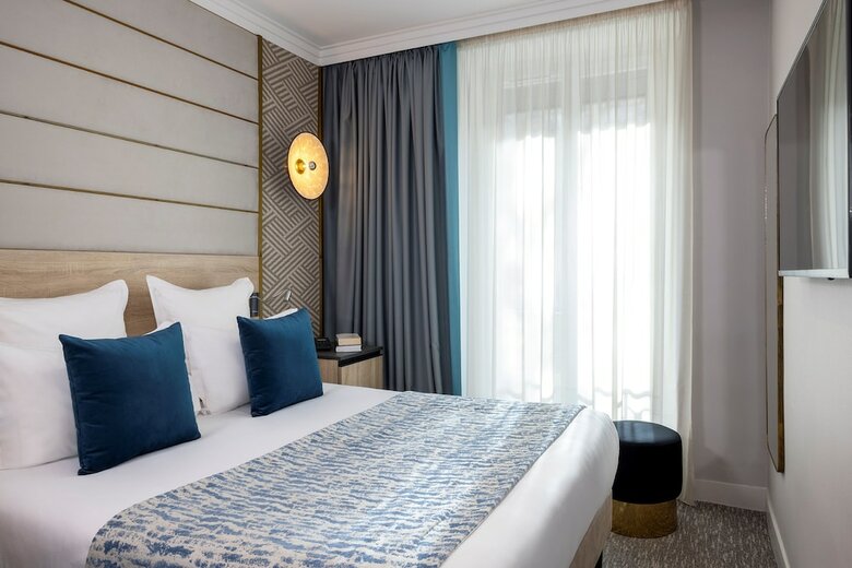 Hotel Nude Paris - Color Vision