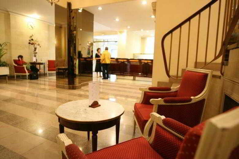 Hotel Saint Petersbourg Opera