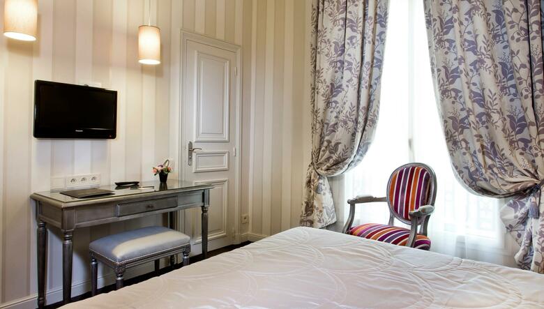 Hotel Saint Petersbourg Opera