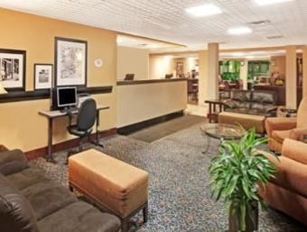Motel Baymont Inn & Suites Houston- Sam Houston Parkway