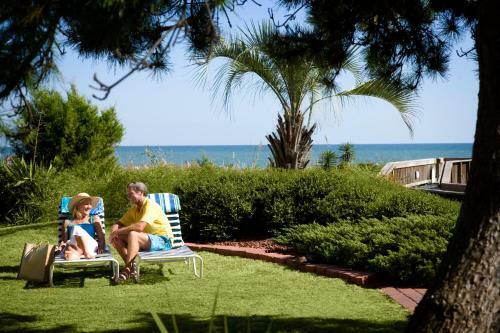 Hotel Beach Colony Resort