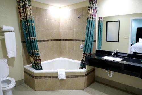 Motel Ranger Inn & Suites
