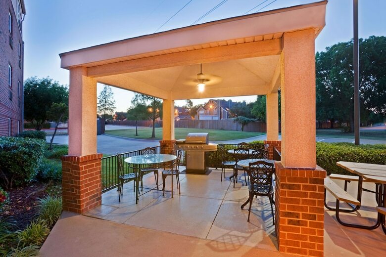 Hotel Candlewood Suites Arlington