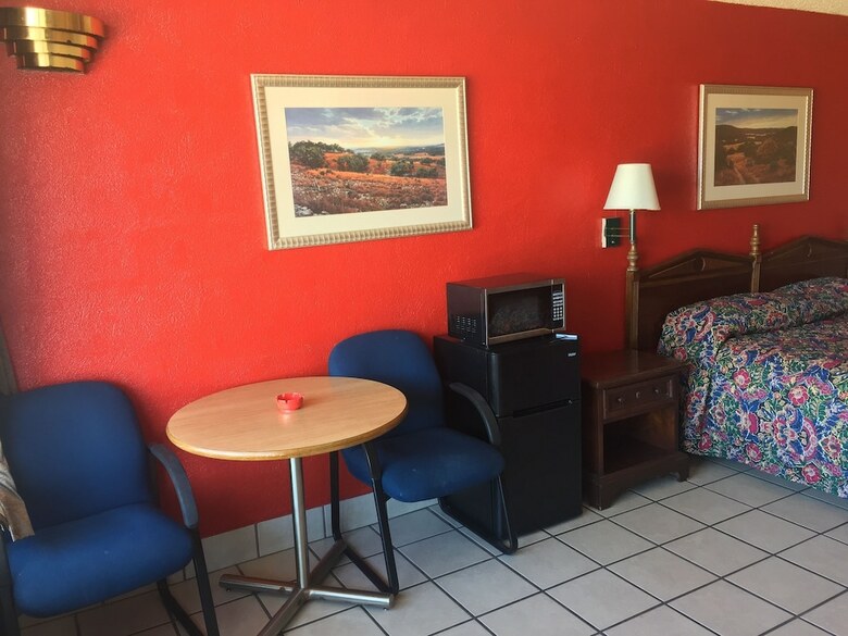 Budget Inn Motel