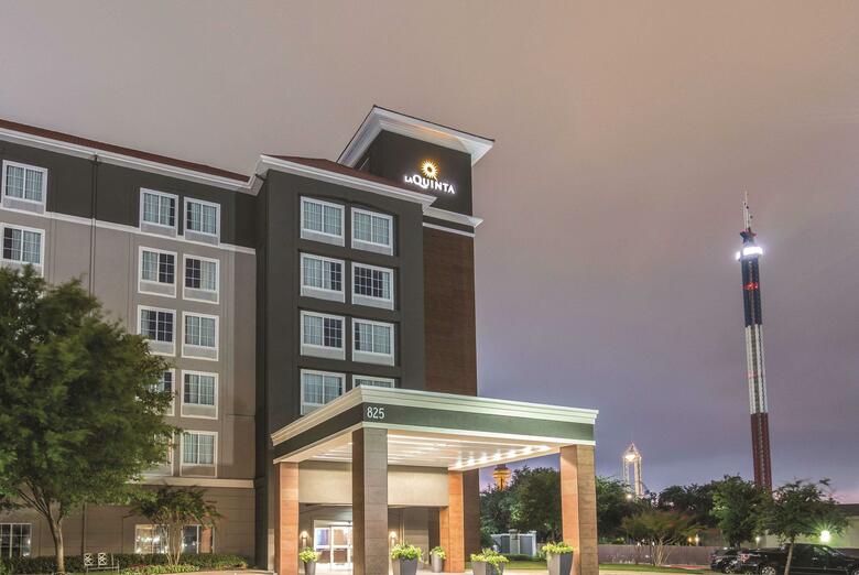 Hotel La Quinta Inn & Suites Arlington North Six Flags Drive