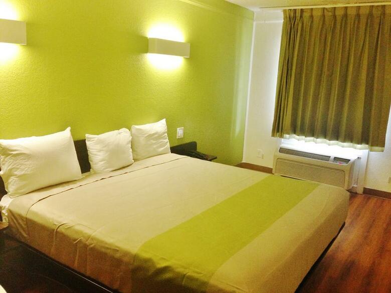 Motel 6 Austin Midtown
