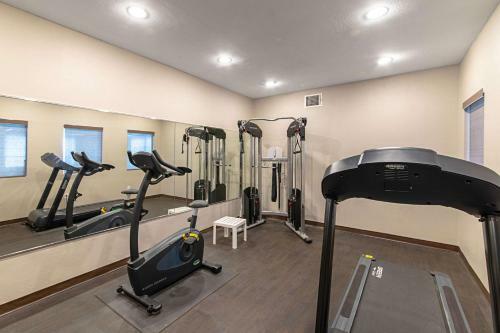 Hotel Quality Suites South Austin