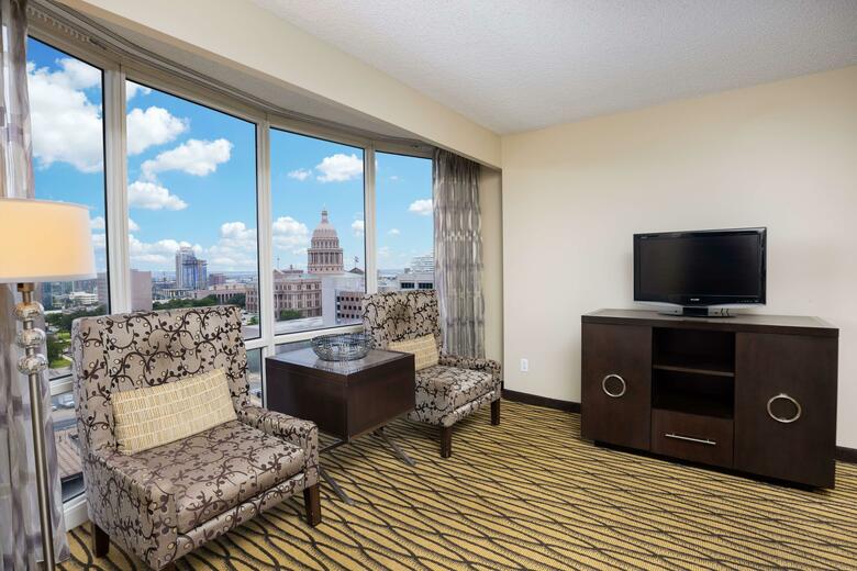 Hotel Doubletree Suites By Hilton Austin