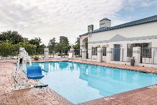 Hotel Quality Inn Carthage