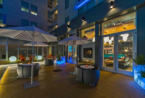 Hotel Aloft College Station