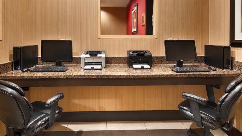 Hotel Best Western Plus Denton Inn & Suites