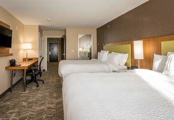 Holiday Inn Hotel & Suites Denton University Area