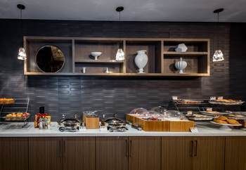 Holiday Inn Hotel & Suites Denton University Area