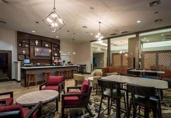 Holiday Inn Hotel & Suites Denton University Area