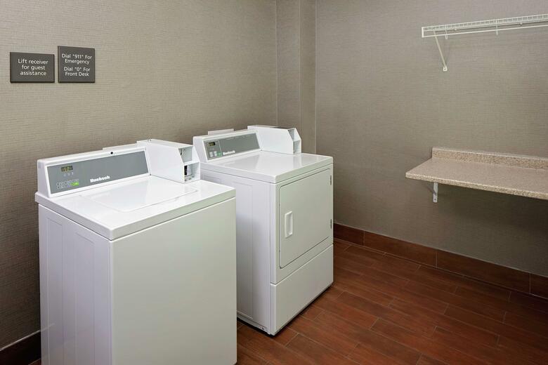 Hotel Hampton Inn & Suites Denton