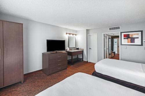 Hotel Embassy Suites Dallas - Market Center